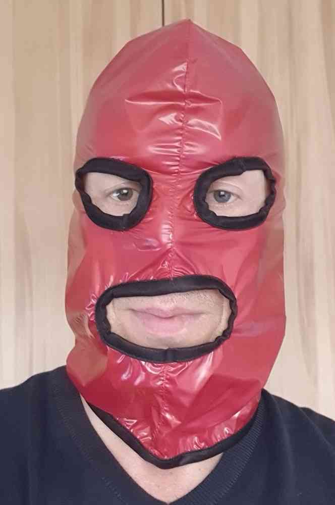 PVC Glanznylon Maske rot 60cm - auf Lager