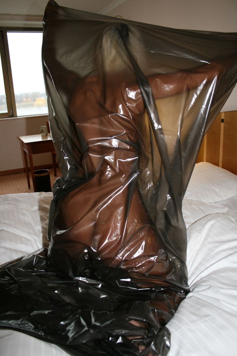 PVC Schlafsack für eine Person schwarz transparent